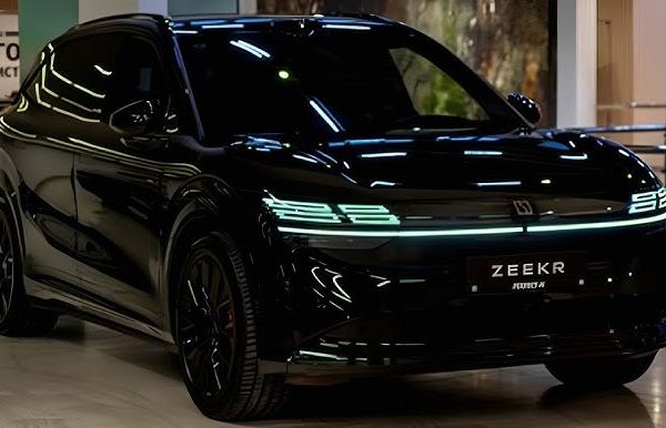 خودرو برقی زیکر 7X لانگ رنج مدل 2025 از فروشگاه رضوان خودرو هلدینگ رضوان
